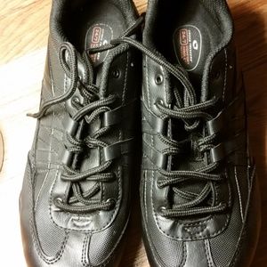 safeTstep black shoes.  Like new condition.